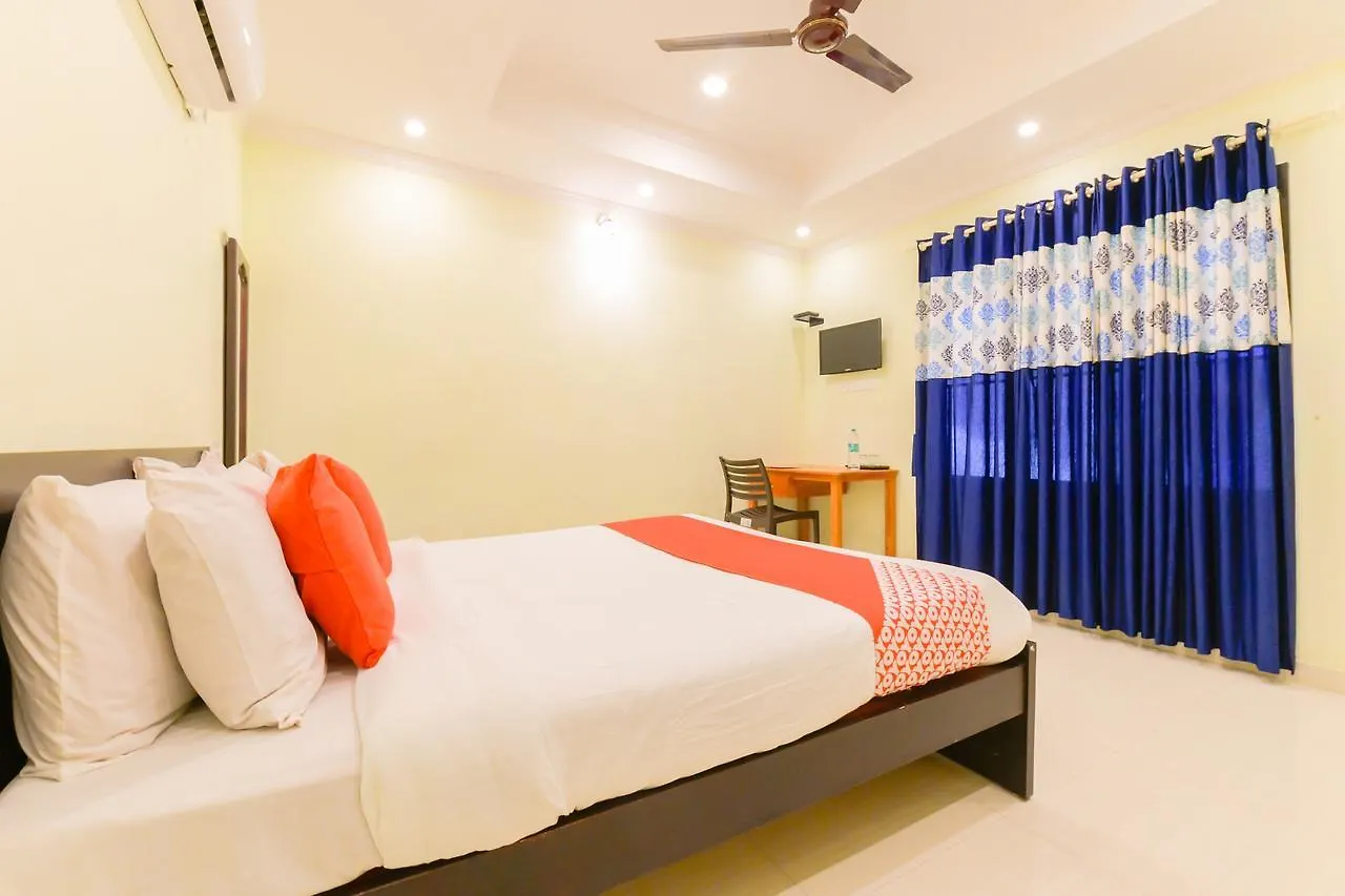 Oyo 11529 Diamond Residency Hotell Alappuzha