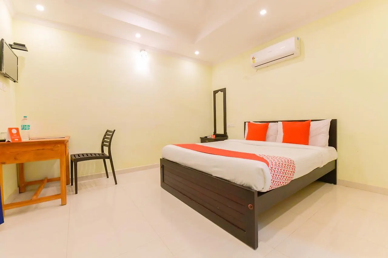 Oyo 11529 Diamond Residency Hotell Alappuzha