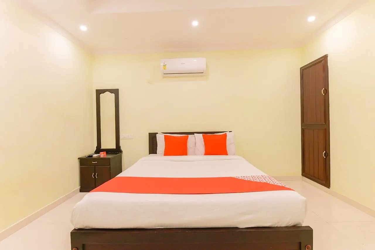 Oyo 11529 Diamond Residency Hotel Alappuzha