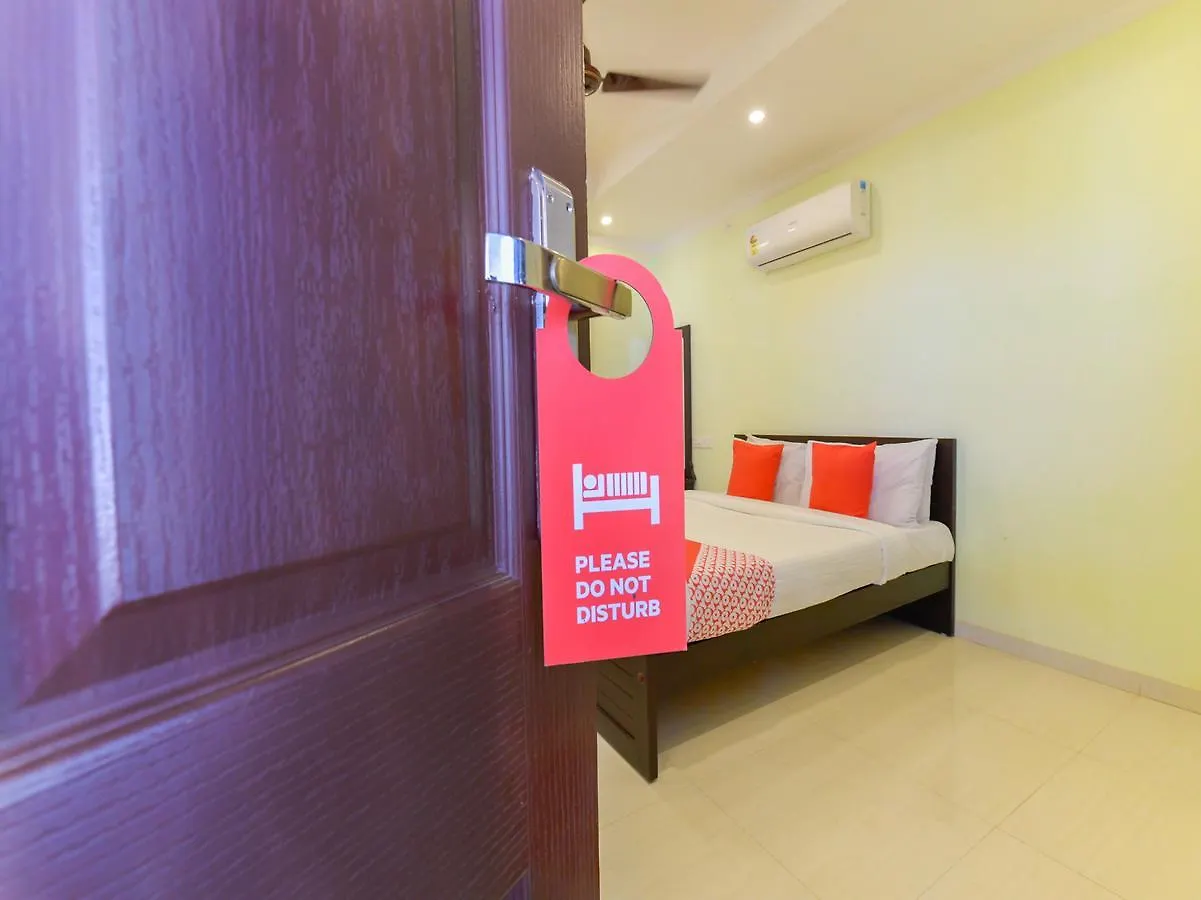 Oyo 11529 Diamond Residency Hotel Alappuzha